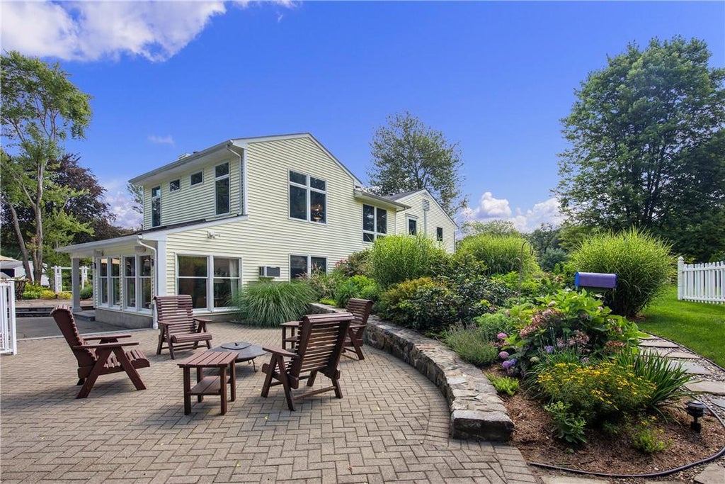 1 of 1 - 29 Baxter Court, Mahopac, NY