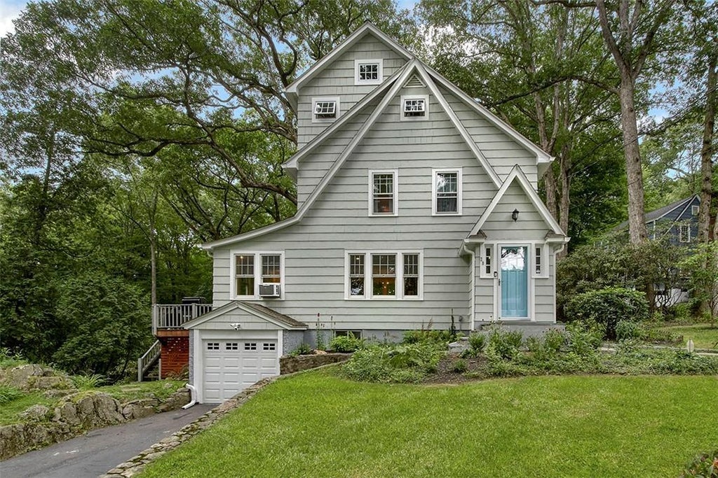 1 of 1 - 29 Begg Drive, Chappaqua, NY