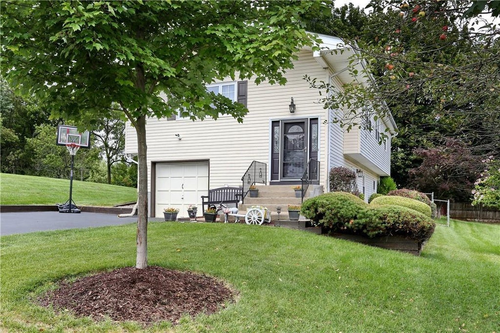 1 of 1 - 15 Mountainview Avenue, Airmont, NY
