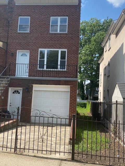 1 of 1 - 2873 Lasalle Avenue, Bronx, NY