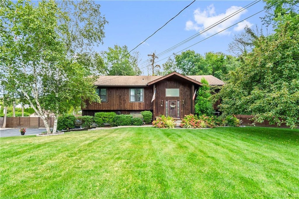 1 of 1 - 12 Silver Gate Road, Mahopac, NY
