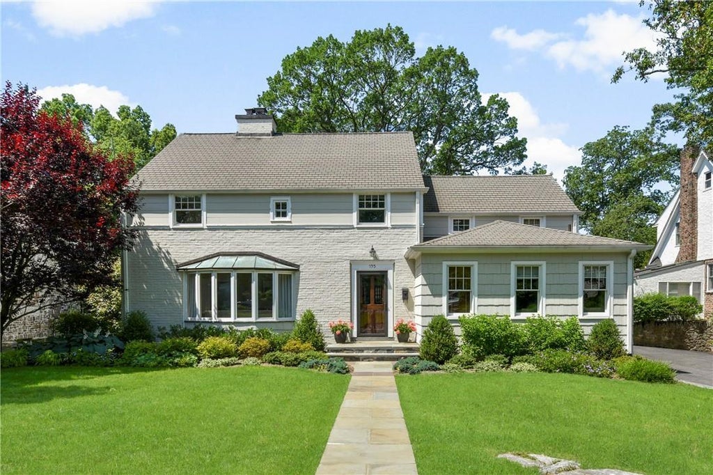 1 of 1 - 195 Mulberry Lane, Larchmont, NY