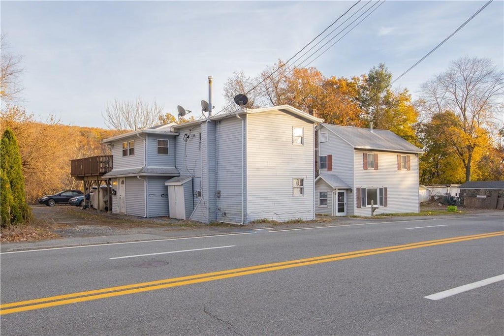 1 of 1 - 246 Orange Turnpike, Sloatsburg, NY