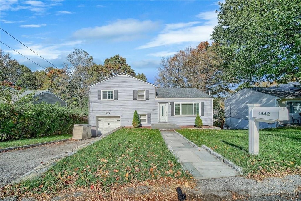 1 of 1 - 1542 Boulevard, Peekskill, NY