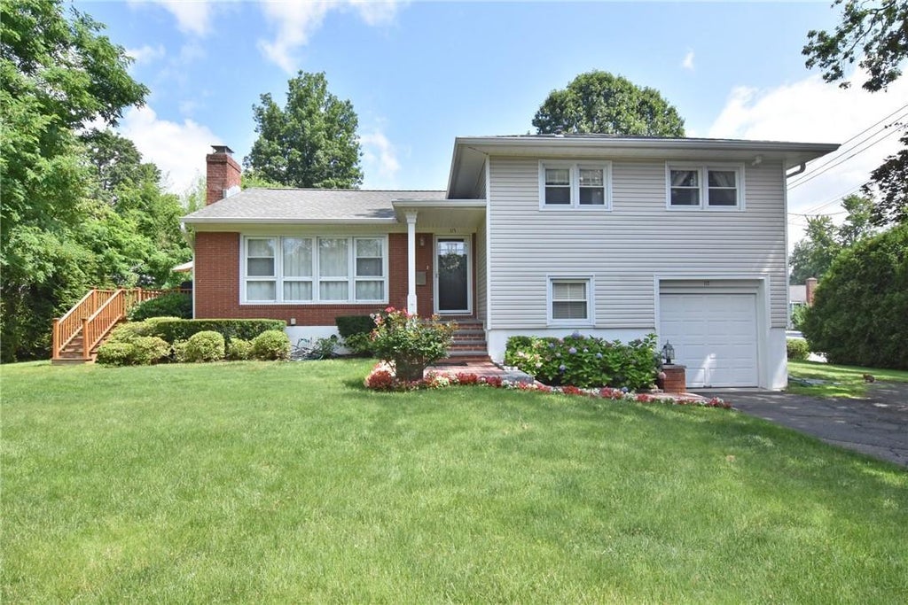 1 of 1 - 117 Longview Drive, Scarsdale, NY