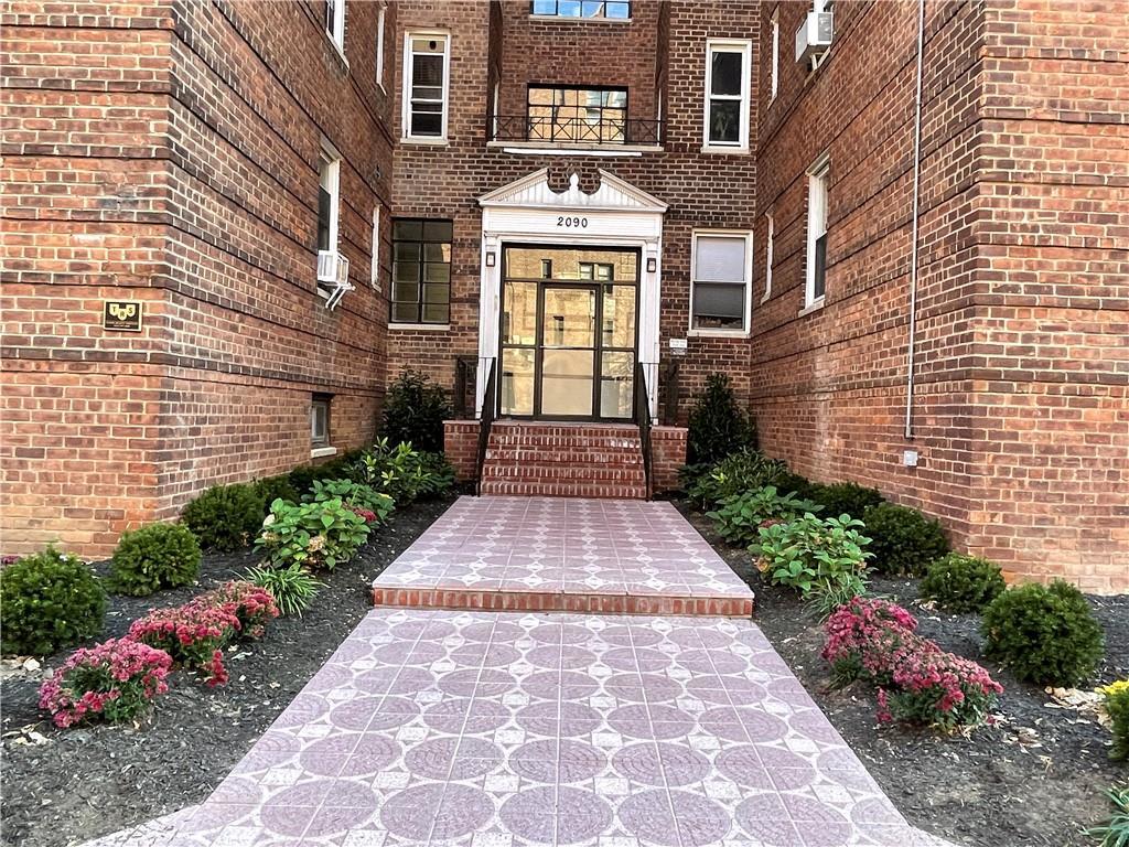 1 of 1 - 2090 Barnes # 6h, Bronx, NY
