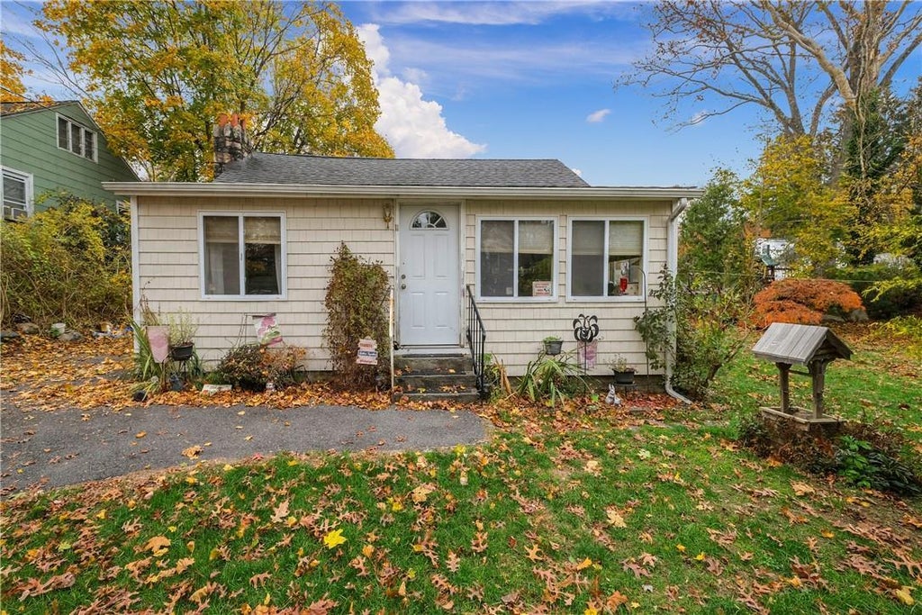 1 of 1 - 11 Agnes Place, Lake Peekskill, NY