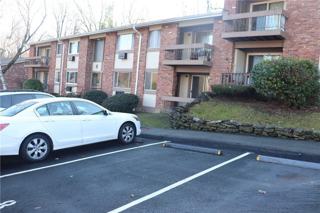 1 of 1 - 5 Rolling Way # D, Peekskill, NY