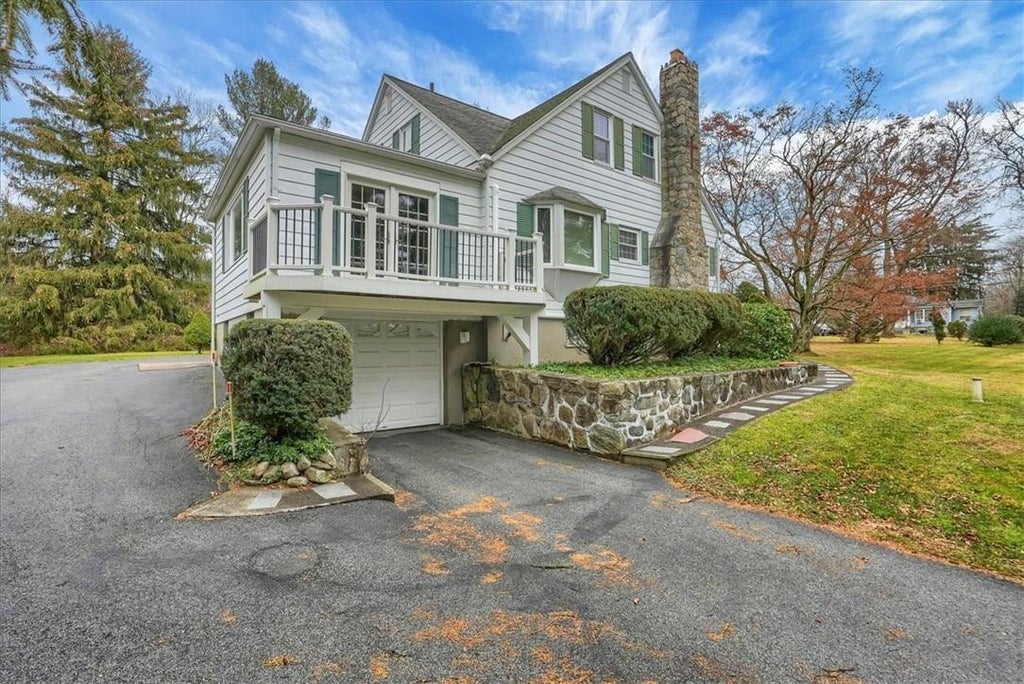1 of 1 - 8 Oakwood Drive, Brewster, NY