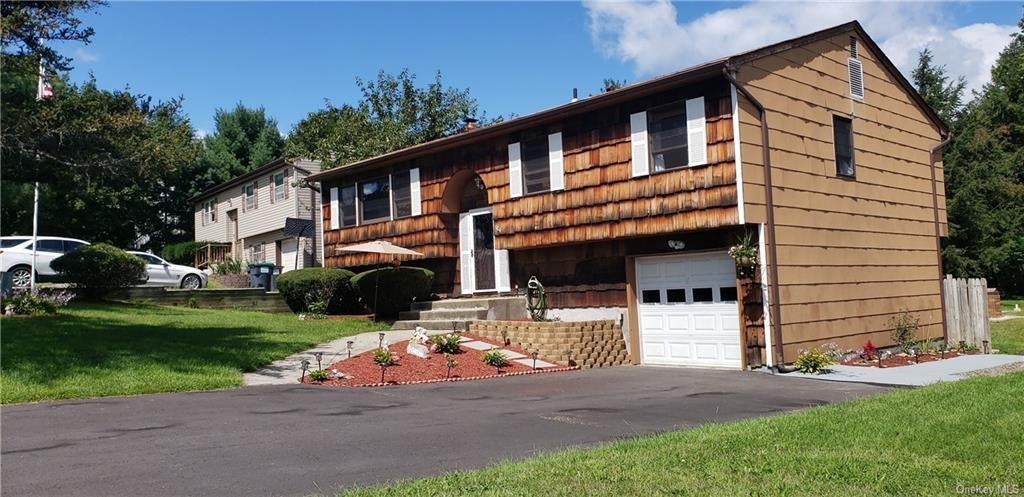 1 of 1 - 104 Adams Drive, Maybrook, NY