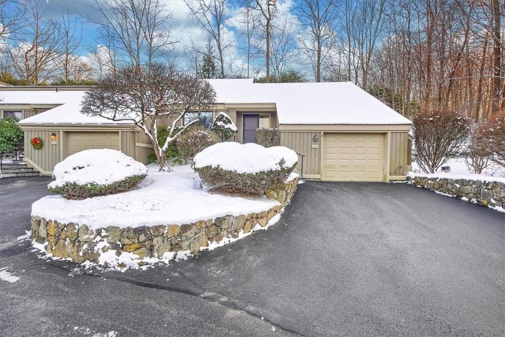 1 of 1 - 614 Heritage Hills # D, Somers, NY