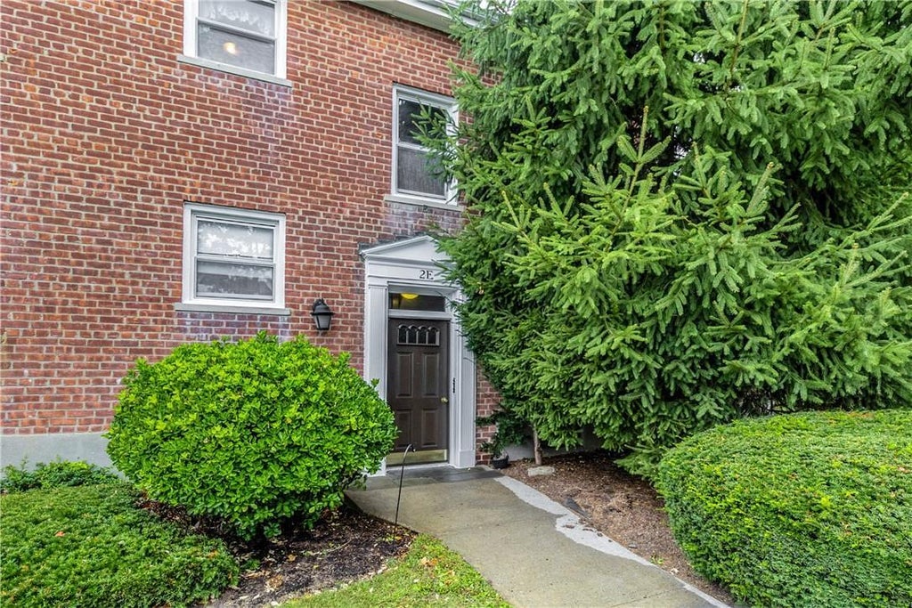 1 of 1 - 101 Broadway # 2e3, White Plains, NY