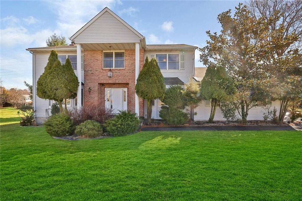 1 of 1 - 8 Madison Court, Stony Point, NY