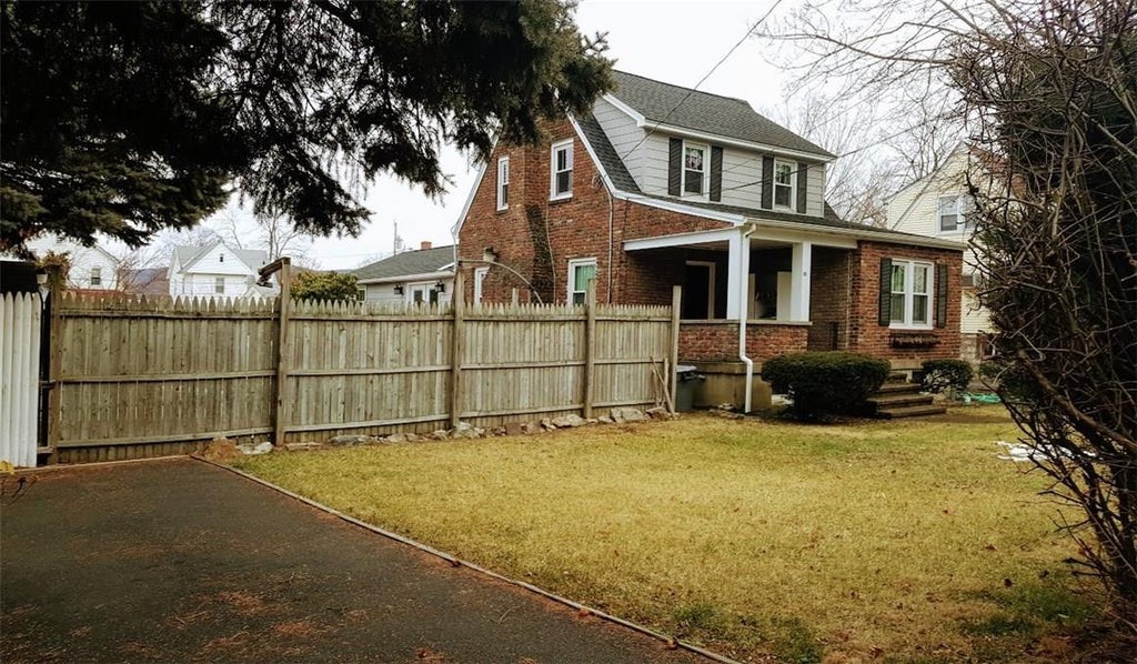 1 of 1 - 10 Fort Putnam St., Highland Falls, NY