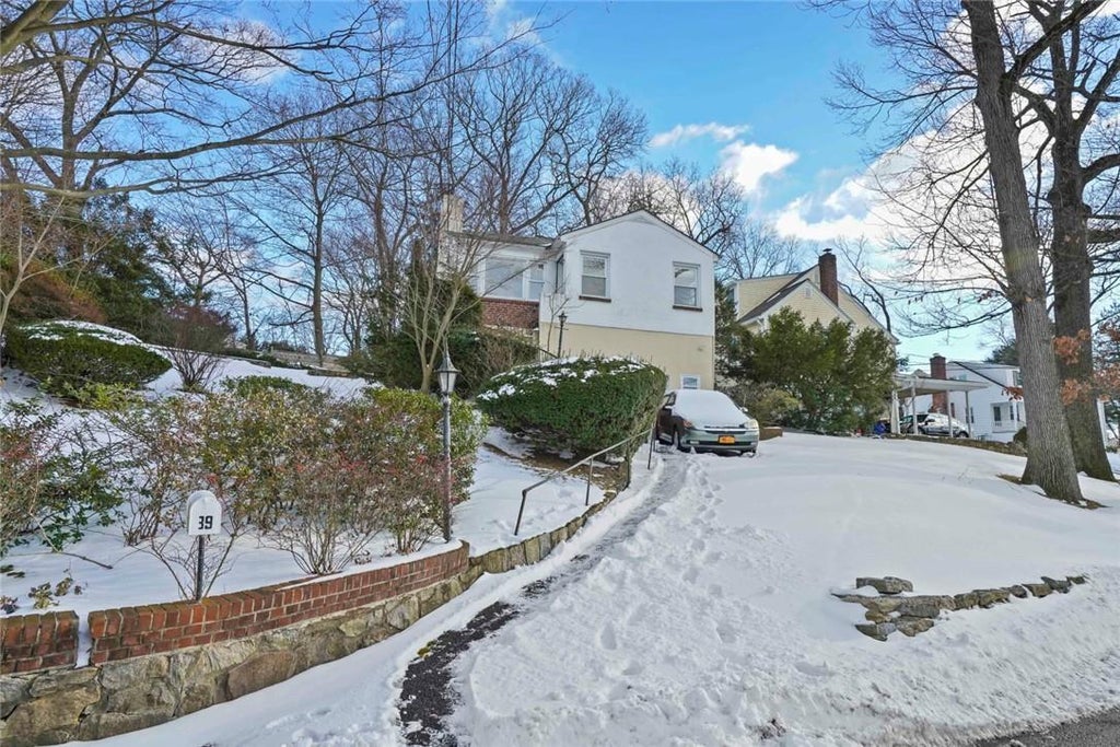 1 of 1 - 39 Mcdougal Drive, White Plains, NY