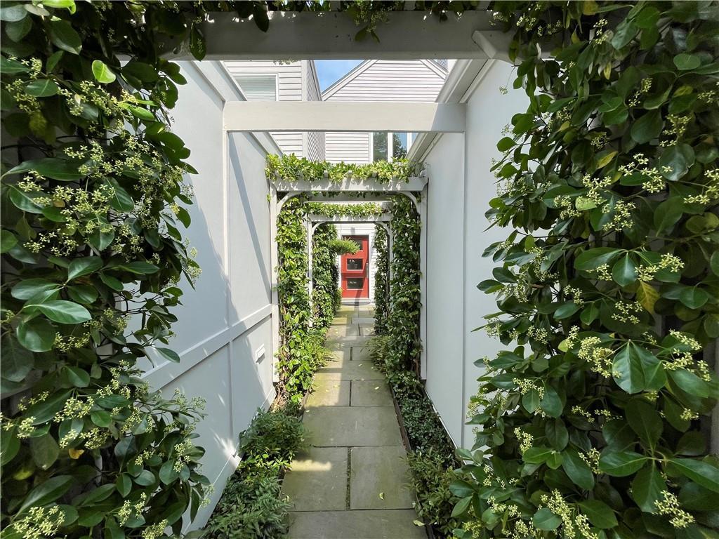 1 of 1 - 17 Beechwood Way, Briarcliff Manor, NY