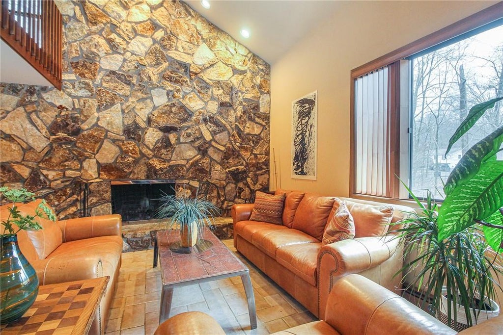 1 of 1 - 2584 Gregory St., Yorktown Heights, NY
