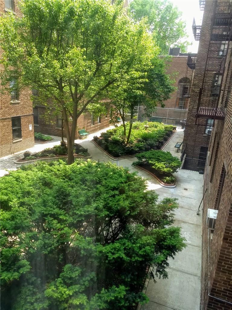 1 of 1 - 2922 Barnes Avenue # 2g, Bronx, NY
