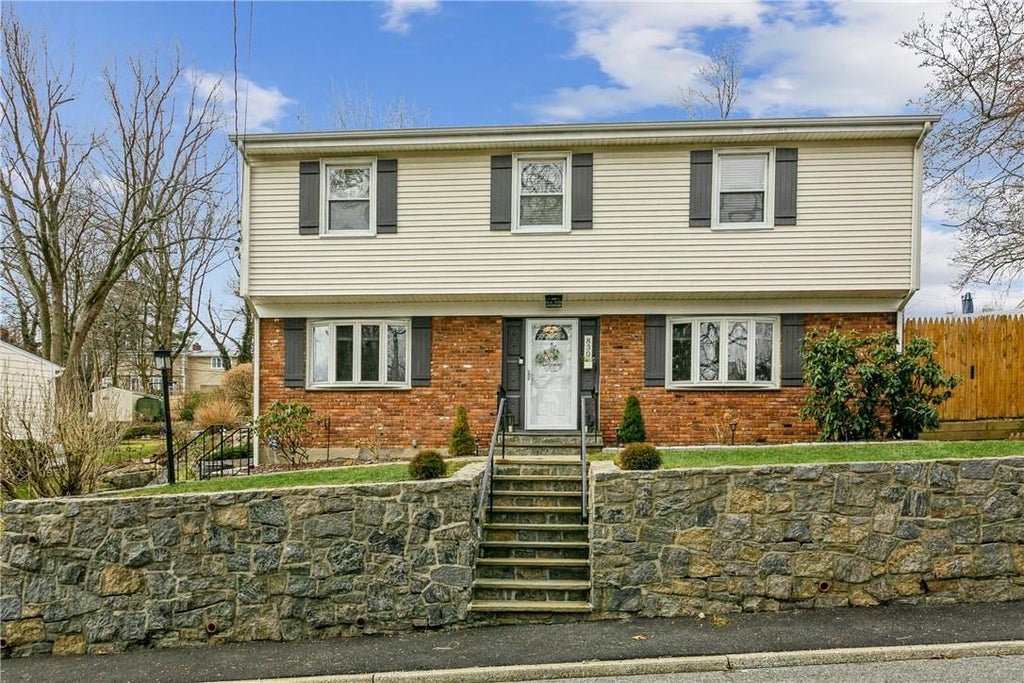 1 of 1 - 830 Hartsdale Road, White Plains, NY