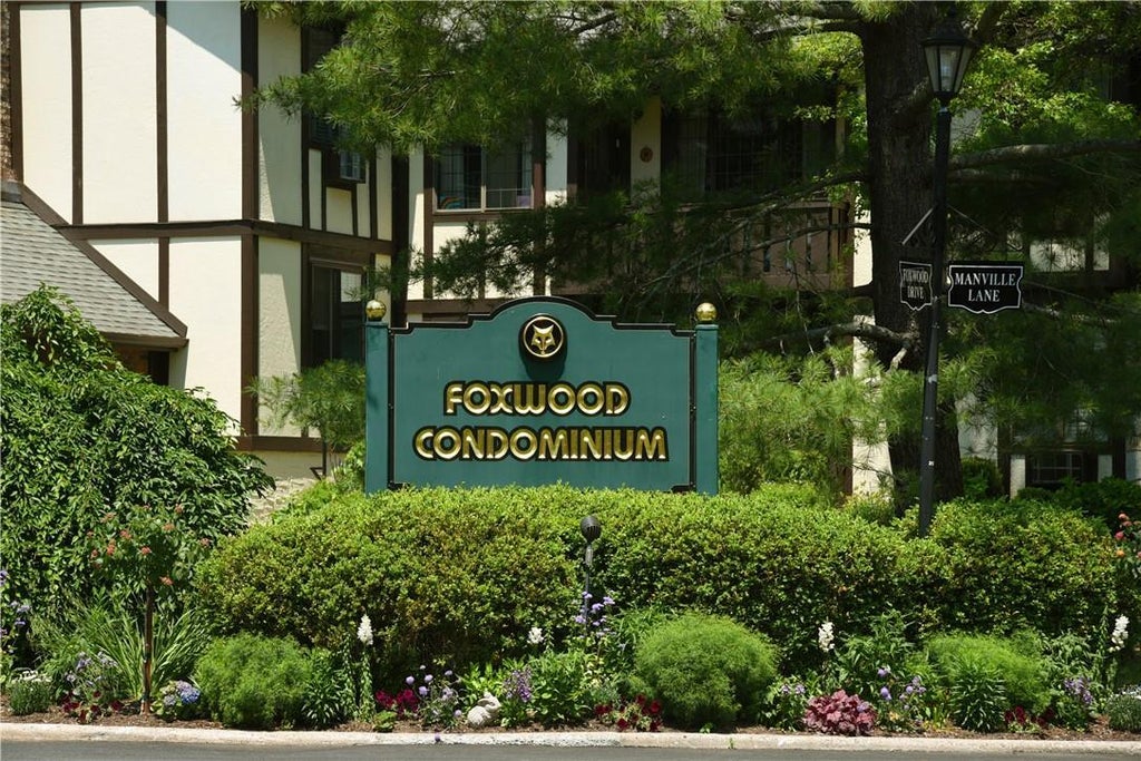 1 of 1 - 64 Foxwood Drive # 8, Pleasantville, NY