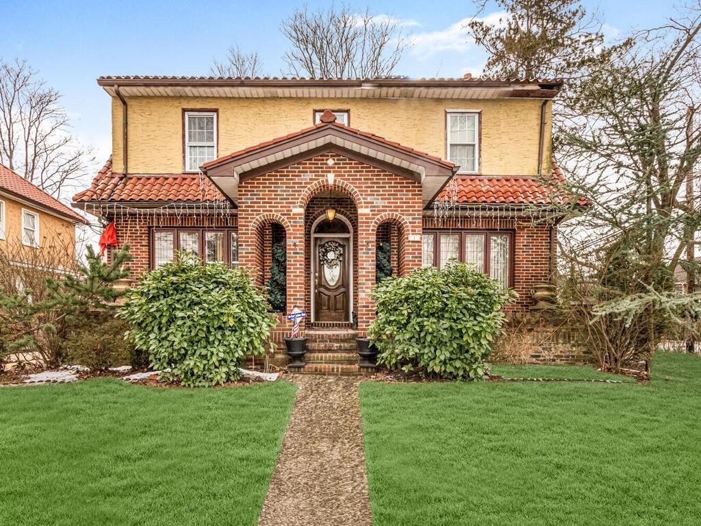 1 of 1 - 2 Ellwood Avenue, Mount Vernon, NY