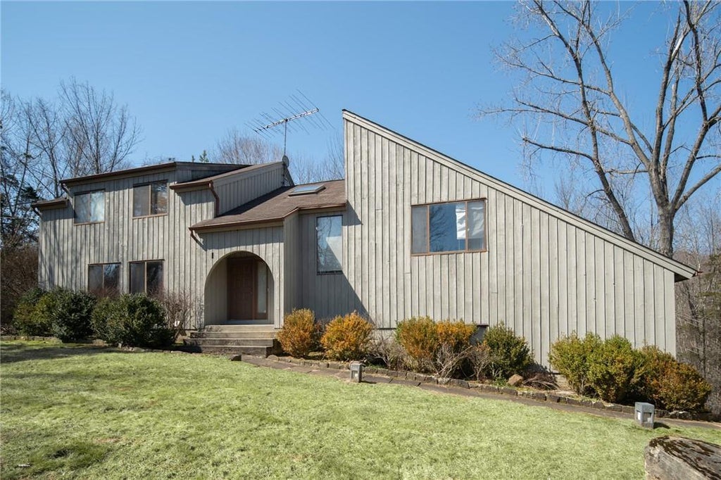 1 of 1 - 56 Kitchawan Road, Pound Ridge, NY