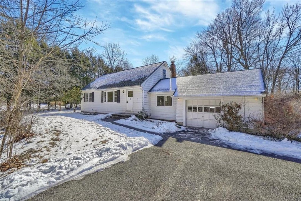 1 of 1 - 312 Myers Corners Road, Wappingers Falls, NY