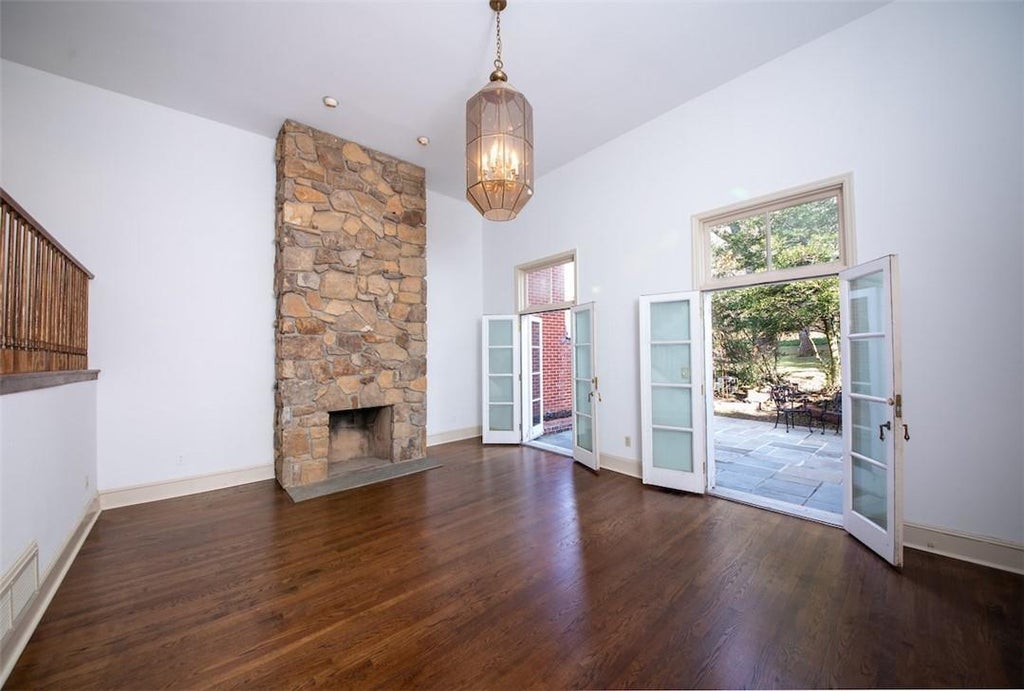 1 of 1 - 152 Broadway # 12, Dobbs Ferry, NY