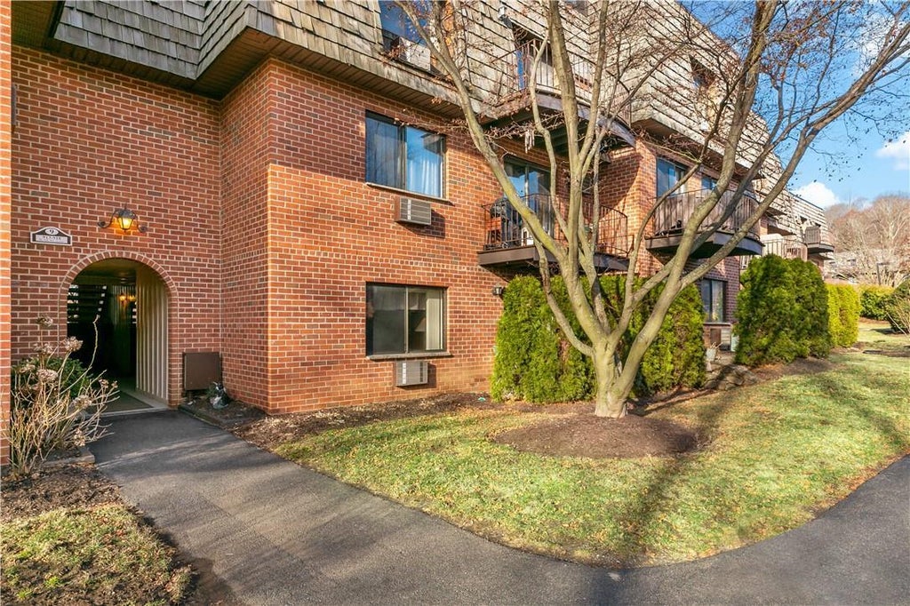 1 of 1 - 9 Briarcliff Drive # 13, Ossining, NY