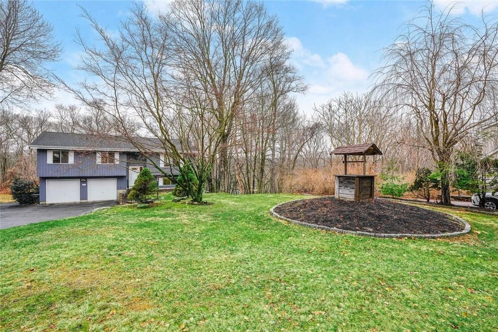 1 of 1 - 31 Mahopac Avenue, Amawalk, NY