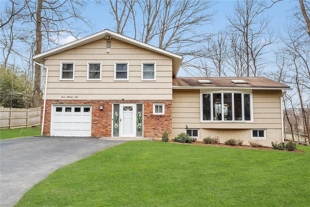 1 of 1 - 709 Ardsley Road, Scarsdale, NY