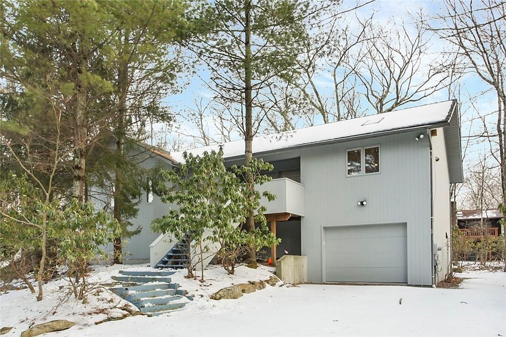 1 of 1 - 10 Scarborough Circle, Rock Hill, NY