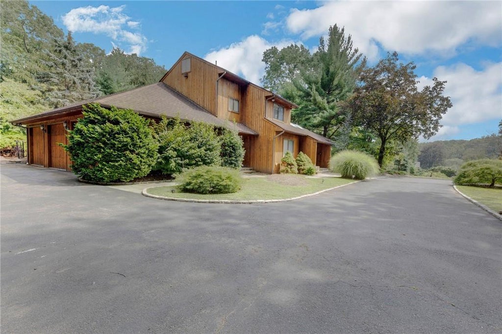 1 of 1 - 84 Park Lane, West Harrison, NY