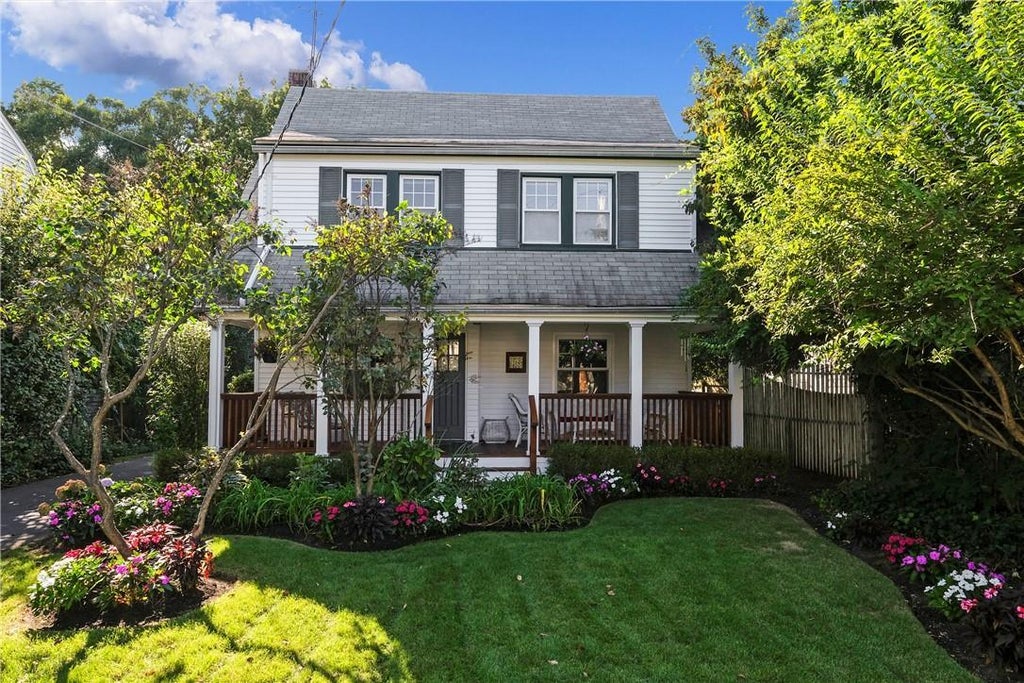 1 of 1 - 164 Longview Avenue, White Plains, NY