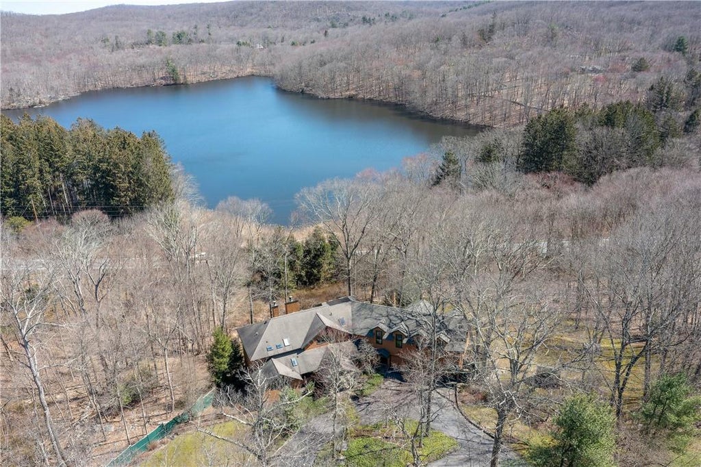 1 of 1 - 9 Reynolds Lane, Katonah, NY