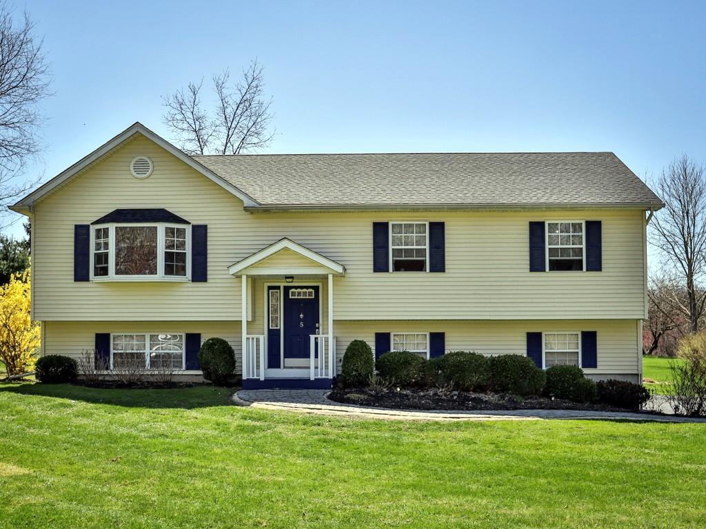 1 of 1 - 5 Quarry Road, Campbell Hall, NY