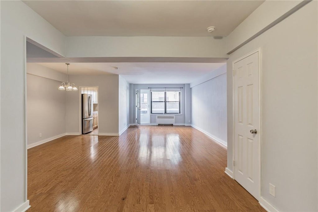 1 of 1 - 325 Main St. # 1g, White Plains, NY