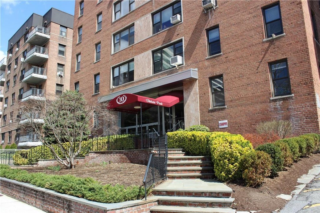 1 of 1 - 10 Broadway # 2b, White Plains, NY