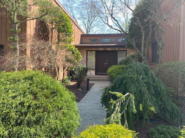 1 of 1 - 26 Doral Court, New City, NY