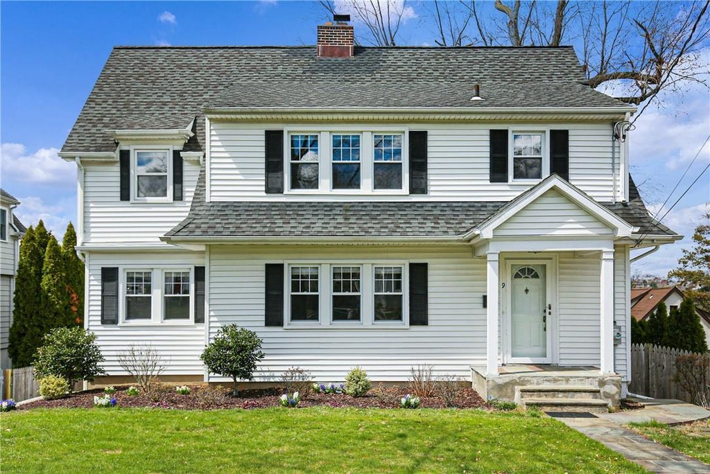 1 of 1 - 9 Rutgers Place, Scarsdale, NY