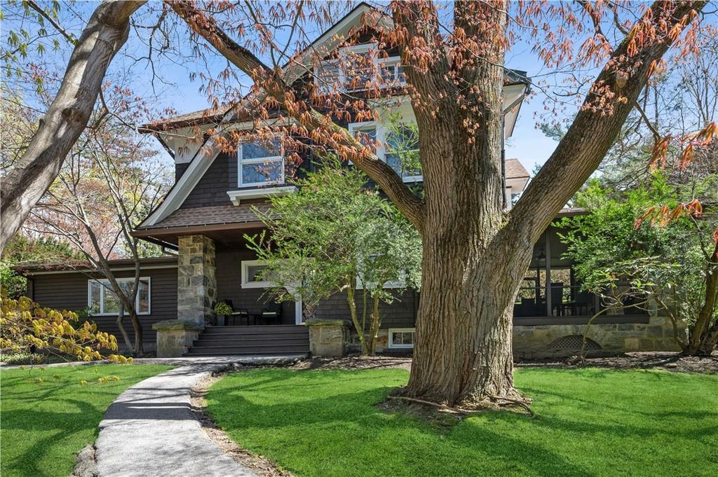 1 of 1 - 557 Martling Avenue, Tarrytown, NY