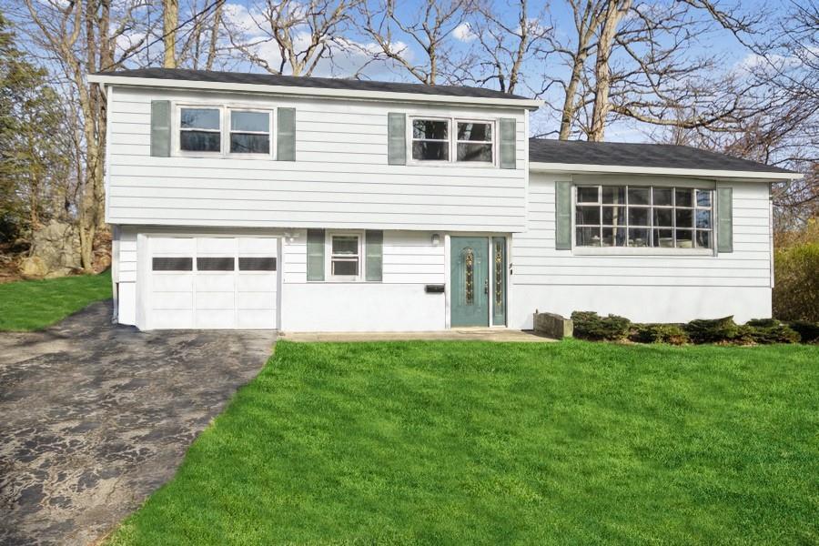 1 of 1 - 19 Cedar Lane, Highland Falls, NY