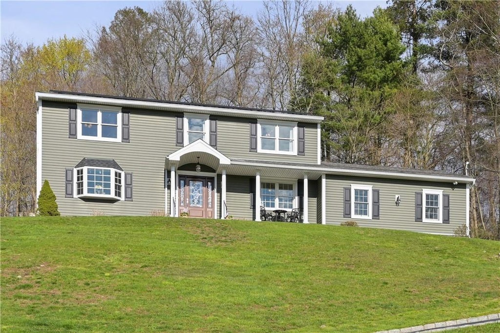 1 of 1 - 2296 William Court, Yorktown Heights, NY