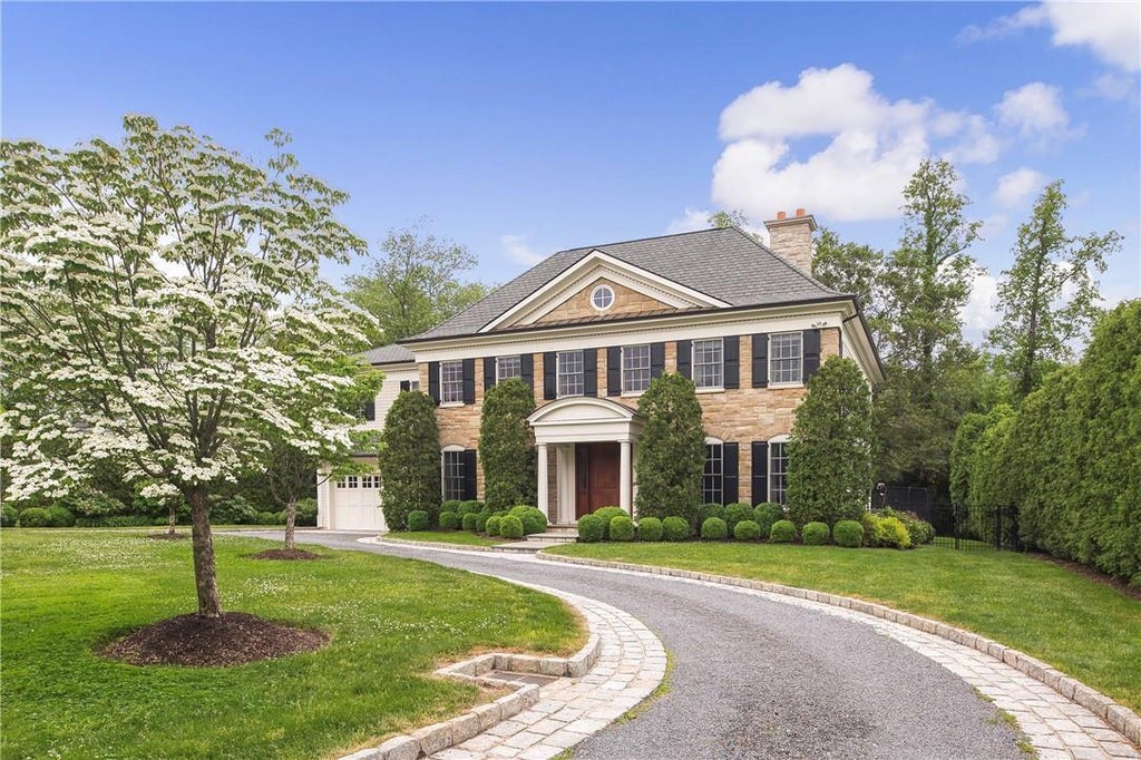 1 of 1 - 26 Cayuga Road, Scarsdale, NY