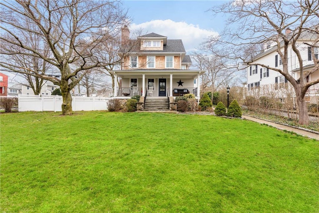 1 of 1 - 9 Nassau Place, Greenwich, CT