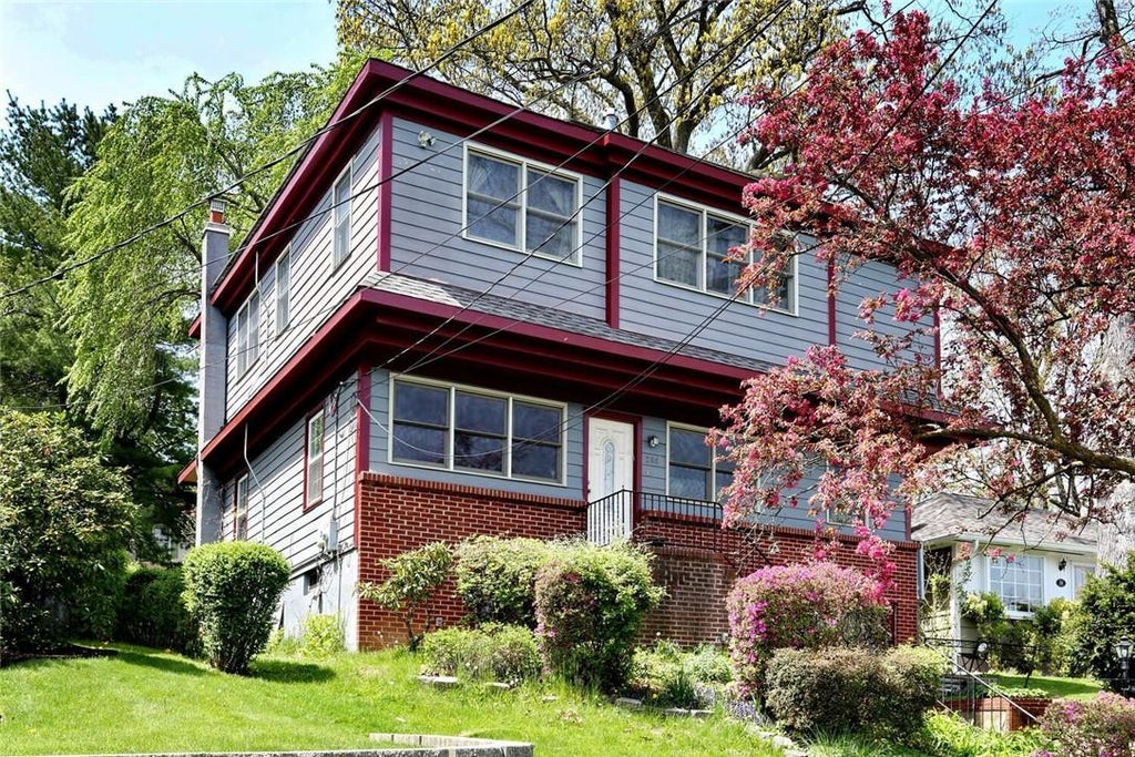 1 of 1 - 286 Midland Avenue, Nyack, NY