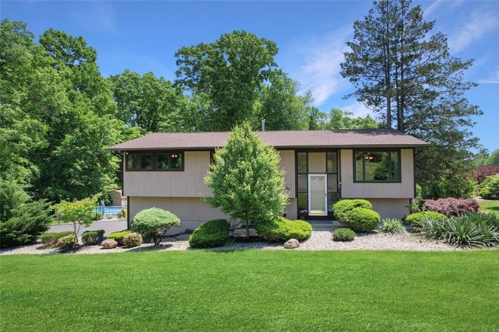 1 of 1 - 80 Tennyson Drive, Nanuet, NY