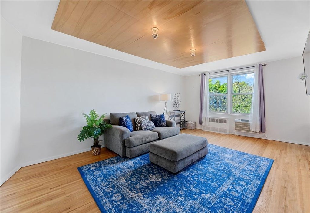 1 of 1 - 255 Fieldston Terrace # 7j, Bronx, NY