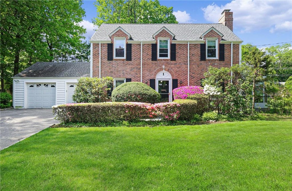 1 of 1 - 1 Abington Avenue, Ardsley, NY