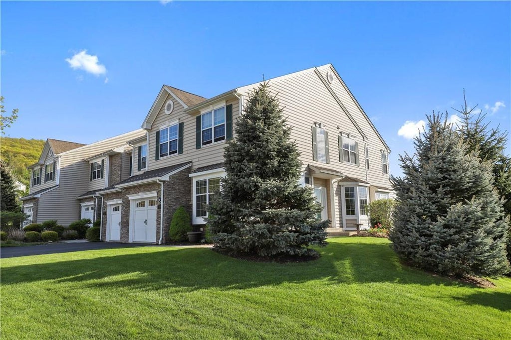 1 of 1 - 1207 Hustis Drive, Fishkill, NY